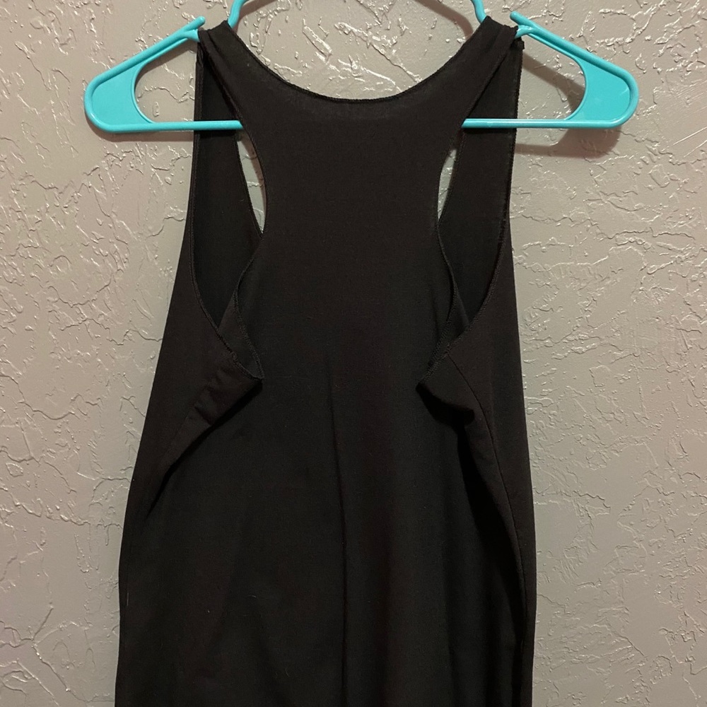 Tanktop - Picture 2 of 3